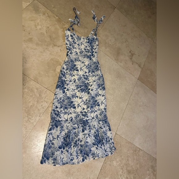 Reformation Nikita dress in Pompadour (D9) - Picture 7 of 7